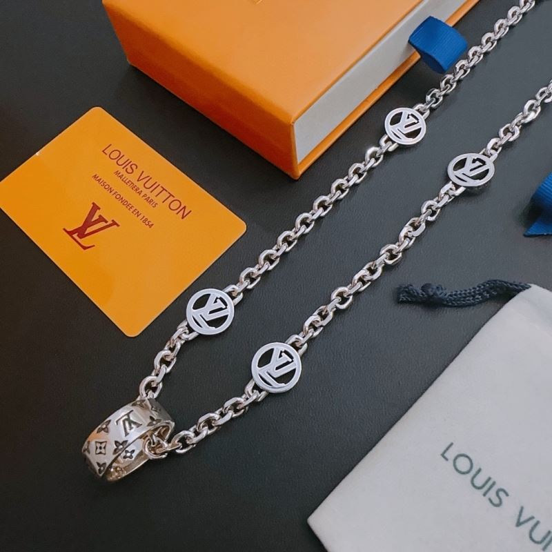 Louis Vuitton Necklaces